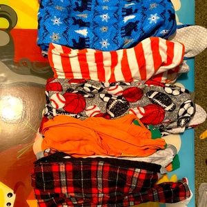 18 month boy pajamas, lightly used, smoke fr home